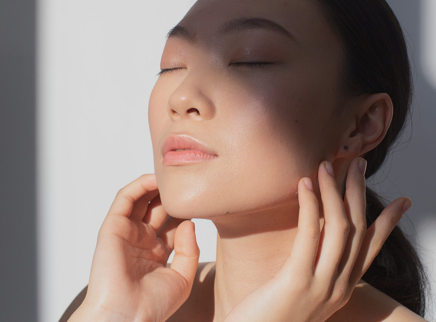 Decoding the radio frequency technology from VOLNEWMER, skin tightening without surgery.